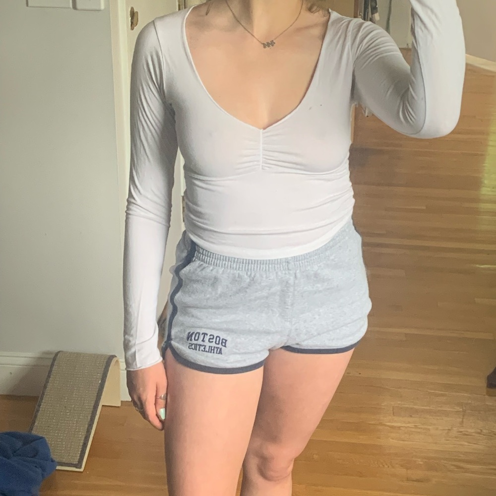 brandy melville white long sleeve